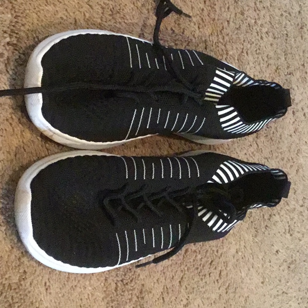 Black sneakers worn once